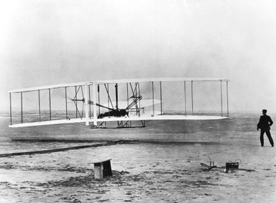 Wilbur e Orville Wright e il primo volo a motore, Carolina del Nord, 17 dicembre 1903 da Unbekannt
