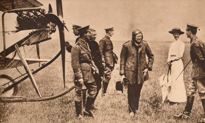 Winston Churchill dopo un viaggio in aereo, c1914 1935 da Unbekannt
