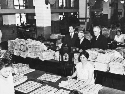 Lavoratori che fanno soldi, Washington, D.C., c.1929 da Unbekannt