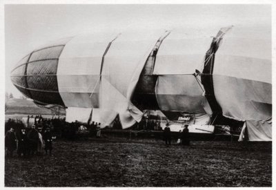 Zeppelin LZ2 dopo la sua distruzione, 1906 1933 da Unbekannt