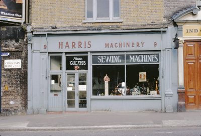 Macchine da cucire Harris, 1967 da Unbekannt Unbekannt