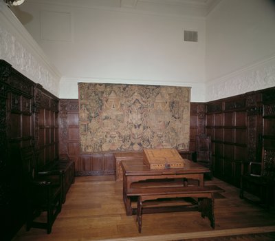 Sala espositiva pannellata al Victoria and Albert Museum da Unbekannt Unbekannt