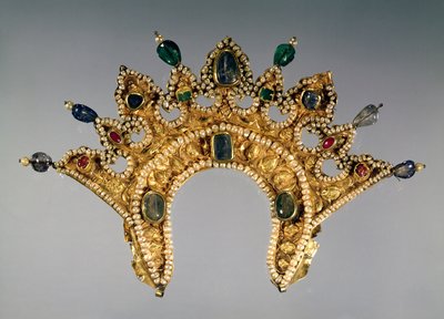 Diadema russo, oro con perle e gemme semipreziose, inizio XVII secolo da Unbekannt Unbekannt