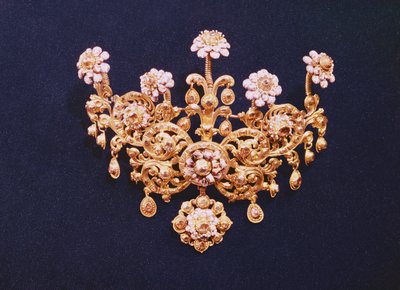 Stomacher, spagnolo, XVIII secolo (oro con diamanti taglio rosa) da Unbekannt Unbekannt