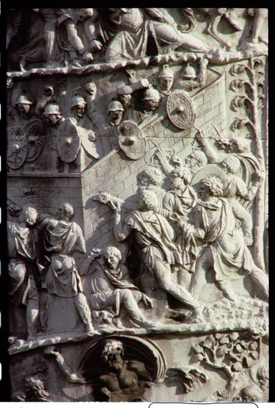 Colonna Traiana, costruita per celebrare la vittoria sui Daci, forse progettata da Apollodoro di Damasco, 113 d.C. (dettaglio) da Unbekannt Unbekannt