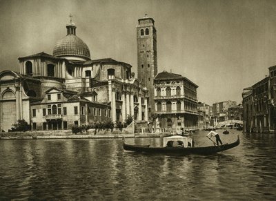 Una gondola nel Canal Grande di fronte alla Chiesa di San Geremia nel quartiere di Cannaregio. Fotografia di Wilhelm Bode da Unbekannt