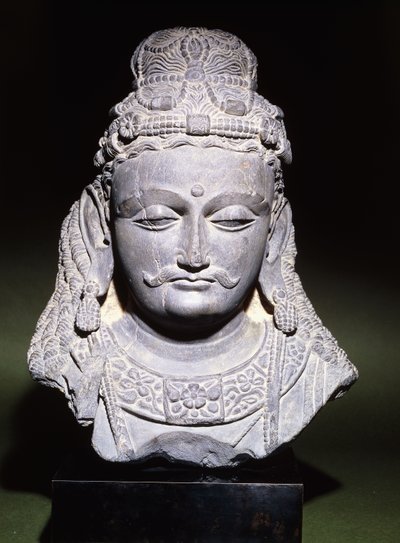Grande testa di un Bodhisattva con espressione abbattuta, II-III secolo da Unbekannt