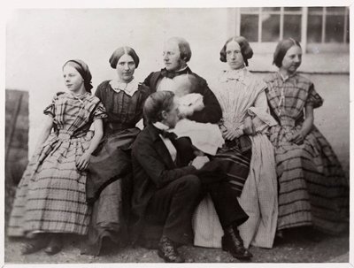 Alexander Parkes, inventore e chimico inglese, con la sua famiglia, c 1870 da Unbekannt