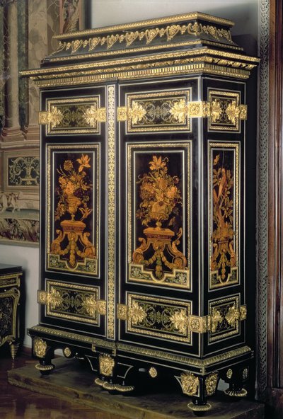Armadio con decorazione a marqueterie, di André Charles Boulle (1642-1732), Parigi, fine XVII secolo da Unbekannt
