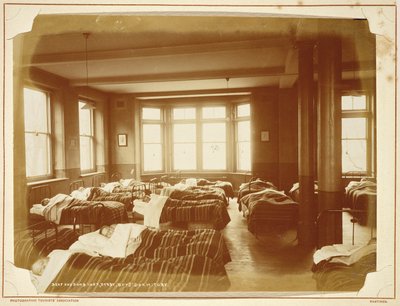 Dormitorio dei ragazzi nell