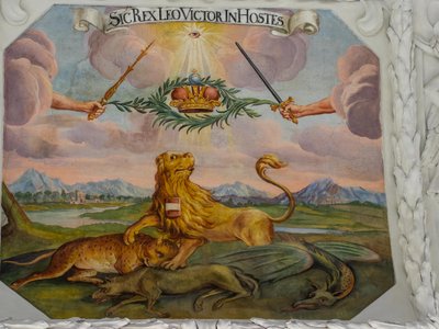 Affresco sul soffitto nella navata della Chiesa di Santa Caterina, raffigurazioni allegoriche delle vittorie dell