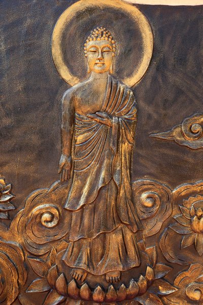 Pagoda buddista Chua Thien Lam Go. Buddha Shakyamuni. Varada mudra: gesto di carità. Thay Ninh, Vietnam da Unbekannt