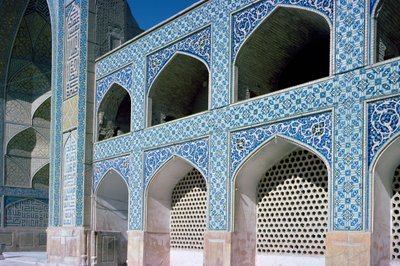 Arcata del cortile (riwaq) e ingresso voltato ovest (iwan) c.1121-2 da Unbekannt