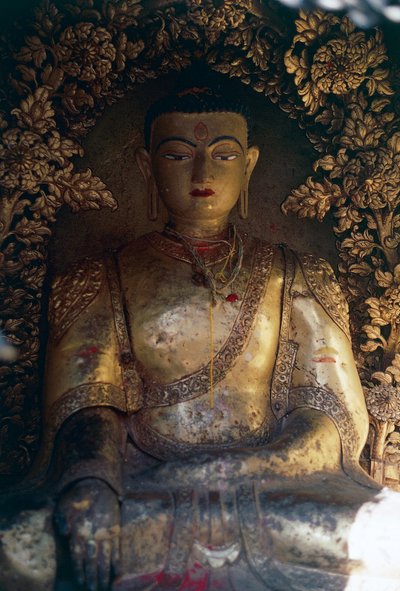 Cripta con statua di Buddha, Swayambhunath (Tempio delle Scimmie), Valle di Kathmandu (Lista del Patrimonio Mondiale dell