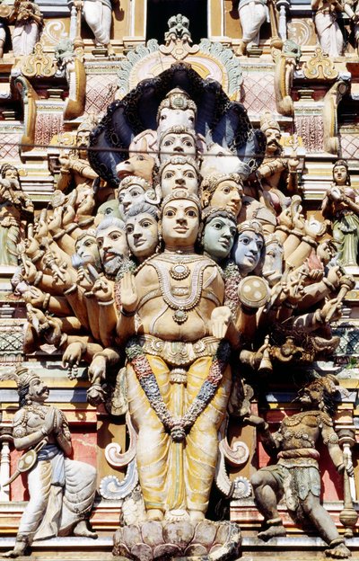 Dettaglio decorativo di un tempio indù, Colombo, Sri Lanka da Benjamin Baud
