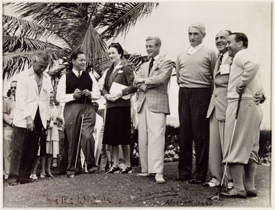 Edoardo, Duca di Windsor e Wallis, Duchessa di Windsor a un Torneo di Golf a Nassau da Unbekannt