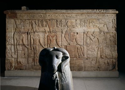 Pareti terminali del santuario eretto dal faraone Taharqa nel cortile del Tempio di Amon, costruito da lui a Kawa in Nubia, XXV dinastia, Periodo Tardo, 690-64 a.C. da Unbekannt