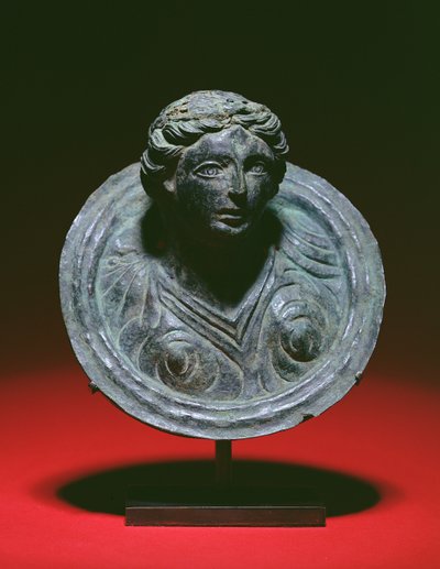 Applique rotonda gallo-romana con il busto di una donna, II-III secolo d.C. (bronzo) da Unbekannt