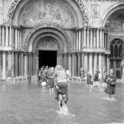 Acqua alta a Venezia, Piazza San Marco da Unbekannt