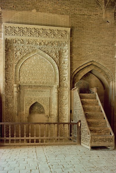 Mihrab (nicchia di preghiera) e minbar (pulpito) nella stanza del Sultano Uljaitu, probabilmente XIII/XIV secolo da Unbekannt