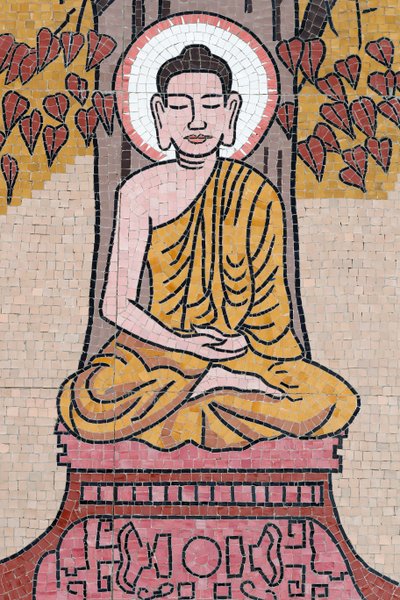 Pagoda buddista Ong Nui, Affresco murale, La vita del Buddha, Buddha Shakyamuni seduto in meditazione sotto l