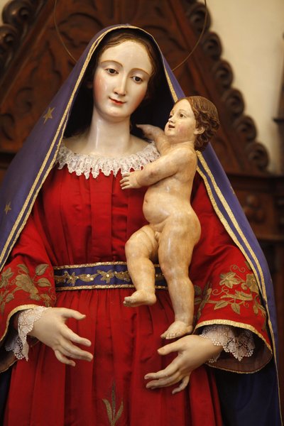 Oratorio confraternale del SS.mo Crocefisso (1714), Gallipoli, Puglia: Vergine e bambino da Unbekannt