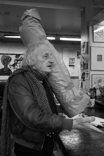 Ritratto di Michel Haas, pittore francese. Laboratorio di incisione Pasnic a Parigi nel 2009 da Unbekannt
