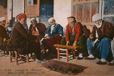 Cartolina che Raffigura Giocatori di Mancala in un Caffè ad Aleppo, Siria, c.1920 da Unbekannt