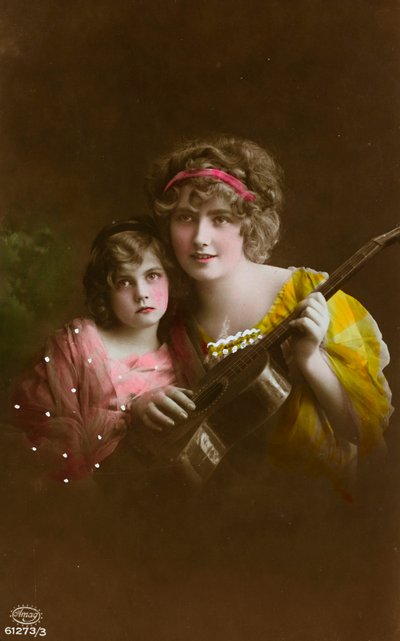 Cartolina raffigurante due donne con una chitarra, "Album para Tarjetas postales" da Unbekannter Künstler