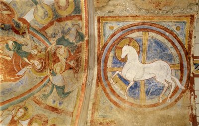 Arte romanica: Chiesa di Notre Dame a Montmorillon, Vienne, Poitou-Charentes, Francia, affreschi dalla cripta della Principessa Santa Caterina d