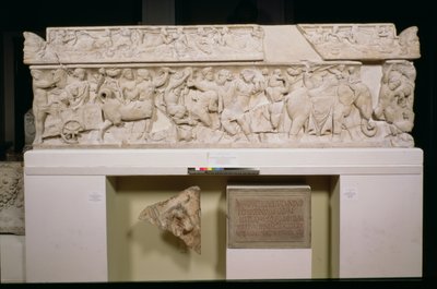 Il sarcofago di Pashley, fregio che mostra il ritorno trionfale di Dioniso dall