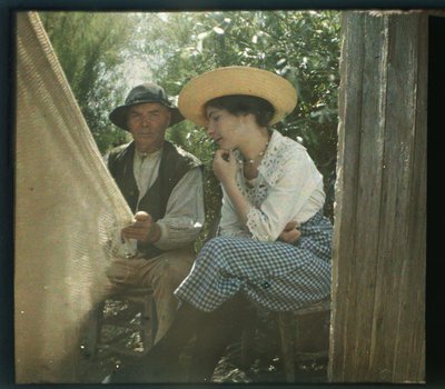 Vandea pittoresca: La lezione di rete, agosto 1919, Longeville, Francia - Autochrome anonimo da Unbekannter Künstler