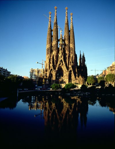 Vista della cattedrale della Sagrada Familia da Unbekannt
