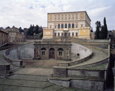 Vista della facciata, del cortile e della scalinata, progettata da Jacopo Vignola (1507-73) e dai suoi successori per il Cardinale Alessandro Farnese (1546-92) 1557-83 da Unbekannt
