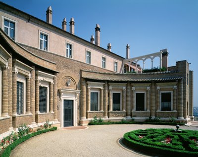 Veduta della facciata del giardino, dettaglio dell