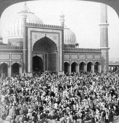 Giorno di digiuno nella Jumma Musjid, Delhi, India, 1903 da Underwood and Underwood