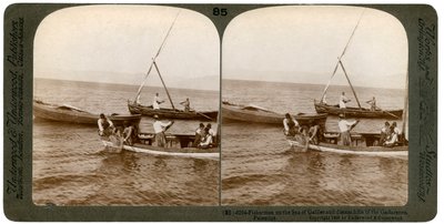 Pescatori sul Mare di Galilea, Palestina, 1900 da Underwood and Underwood