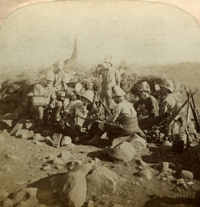 Segnalatori dei Gordon Highland su Signal Hill, Euslin, Sudafrica, Guerra Boera, 1899-1902 da Underwood and Underwood