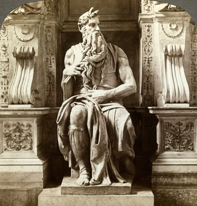 Statua di Mosè di Michelangelo, Chiesa di San Pietro in Vincoli, Roma, Italia da Underwood and Underwood