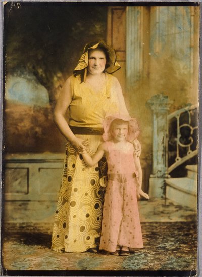 Madre e figlia da Unidentified