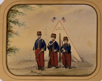 Tre ragazzi in costume da zuavo da Unidentified