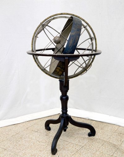 Sfera armillare del XVII secolo: Milano, Museo Nazionale della Scienza e della Tecnologia da Unknown artist
