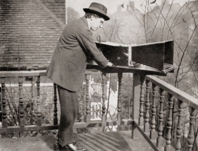 Archibald Montgomery Low con l