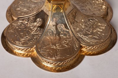 Calice. Oreficeria, gioielleria da Unknown artist