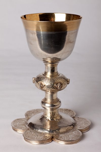Calice del cappellano Georges Coquere. Oreficeria, oro e argento da Unknown artist
