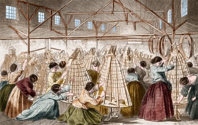 Fabbriche di crinoline: posa dei cerchi. Incisione del 1865. da Unknown artist