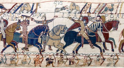 Il Duca Guglielmo mostra il volto al suo esercito, Arazzo di Bayeux (ricamo in lana su lino) da Unknown artist