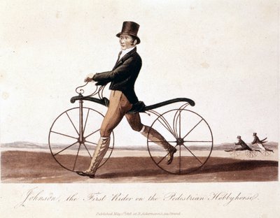 Johnson su una bicicletta. Questo è il modello inventato dal Barone von Drais: la Draisienne. Era fatta di legno e non aveva ancora i pedali. Litografia a colori del 1819 da Unknown artist