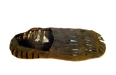 Modello di scarpe per uomini del XVI secolo. Museo del Castello, Milano da Unknown artist