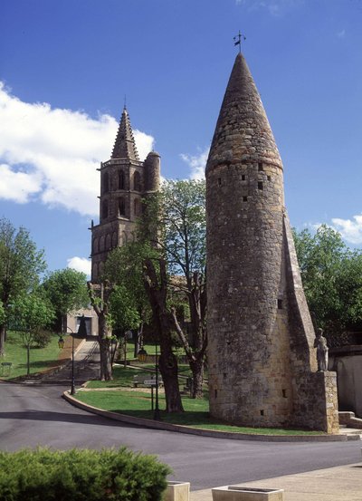 Porta della città e della Chiesa di Avignonet en Lauragais (31), resti di una terra catara distrutta nel 1229 da Unknown artist